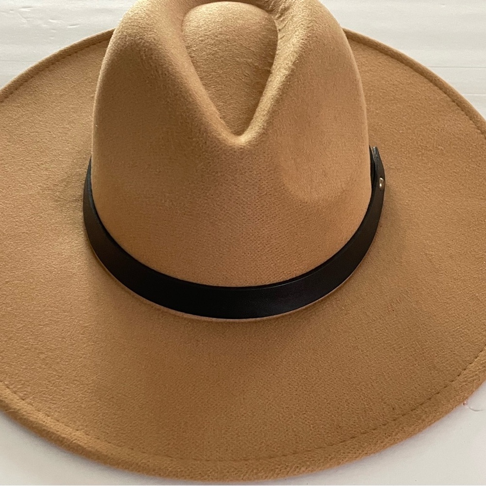 CG New York Camel Tan Felt Hat Leather Band 6.5” x7.5” Head NWOT New!